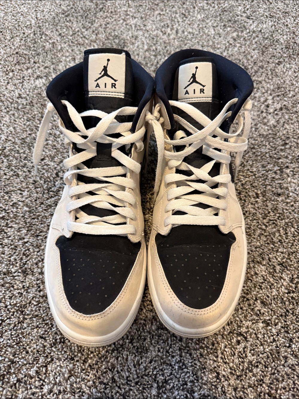 Jordan 1 Mid WoMen’s ‘Barely Orange’ Size 11 High-Top Sneakers - Black & Cream